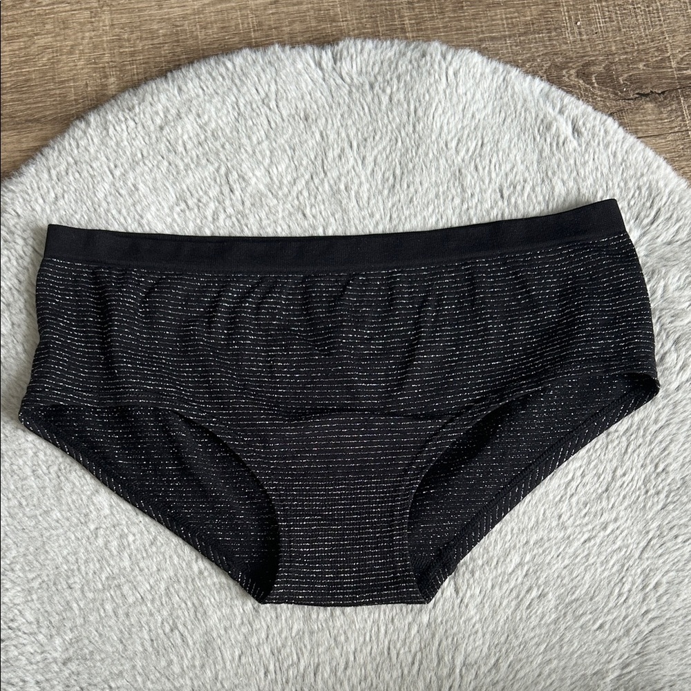 Victoria's Secret Hiphugger Panty M